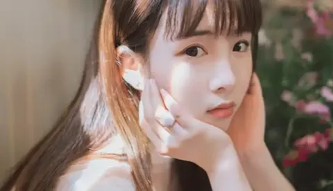 黄金破4800美元