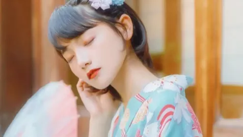 夺刀女警