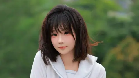 200万一座墓地