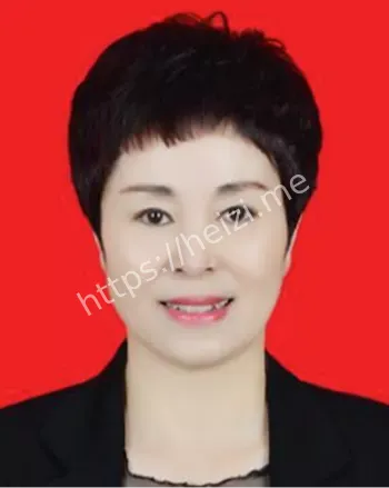 美女行长
