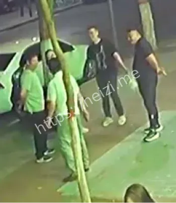 被捅伤