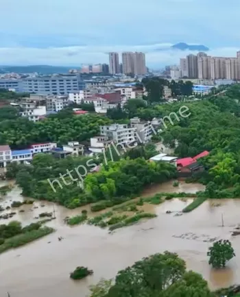 山洪暴发