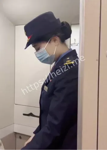 厕所自拍