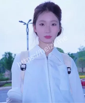 张依琼