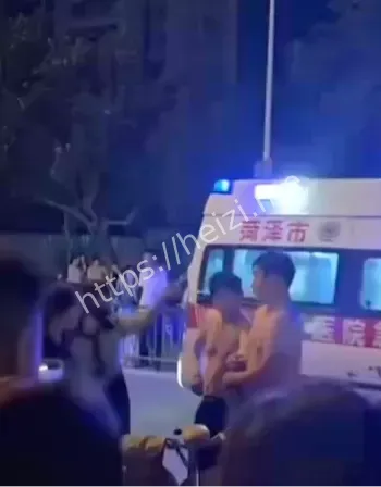亲妈出轨