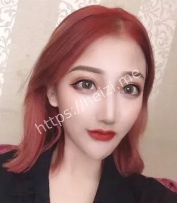 人妻