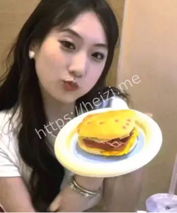 00后嫩妹