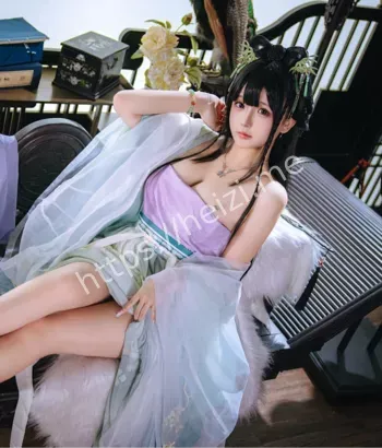 奶牛嫩妹