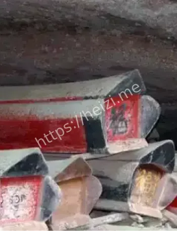悬崖顶端