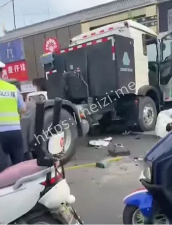 大卡车