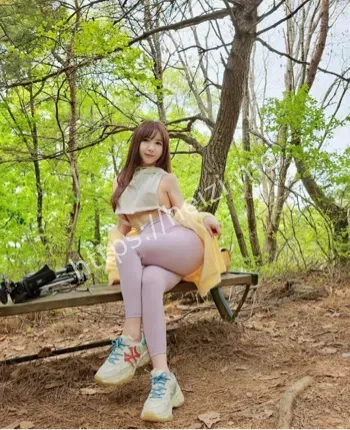 复古港风少女