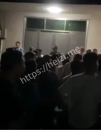 辣椒水警棍