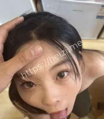 清纯反差