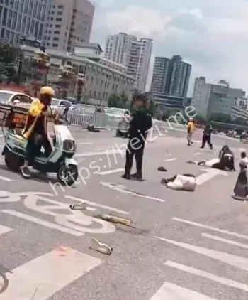 金马碧鸡坊