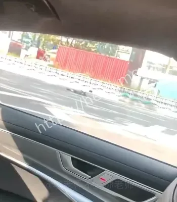 白色爆炸物