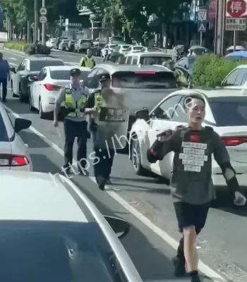 军刺