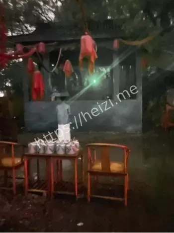 爆火酒店