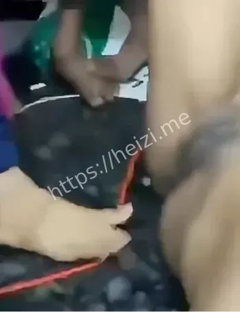 聋哑女孩
