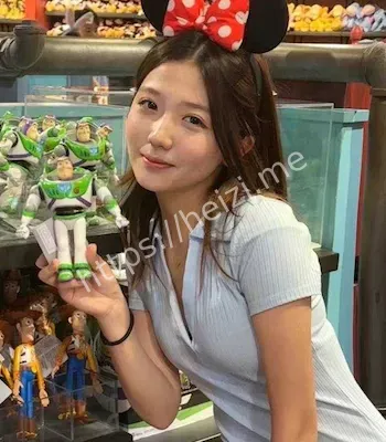 李书妍
