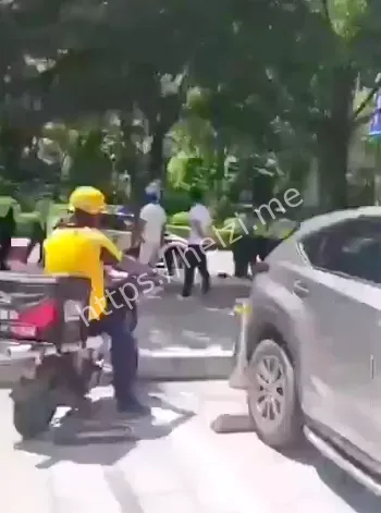 警察压制