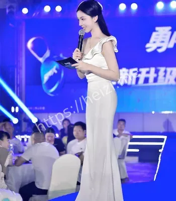 岳芯涵