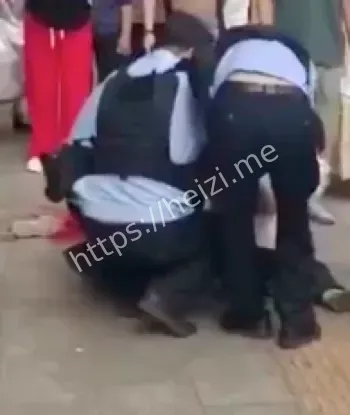7岁男孩被打