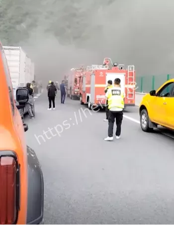 康定高速封路
