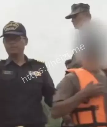 深海囚笼
