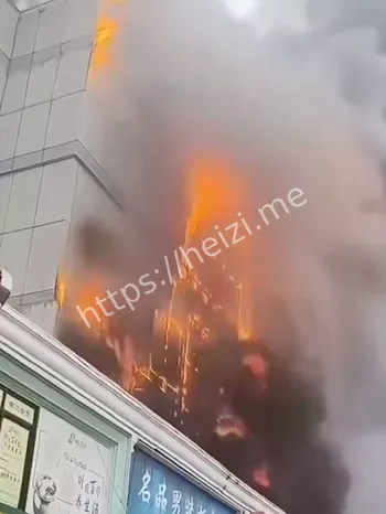 熊熊烈火现场