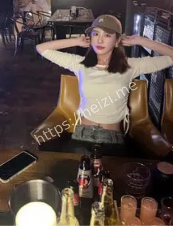 美女