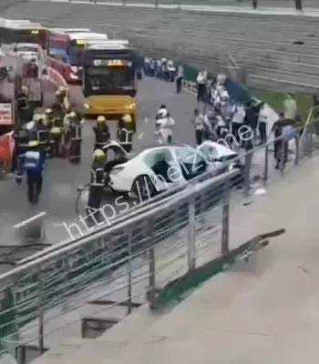 私家车