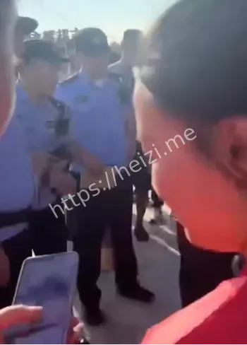 黑子网热议