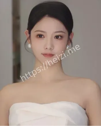 七月化妆师COCO
