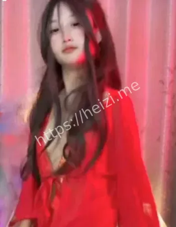 胖仔直播走光