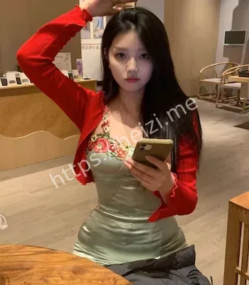 清纯外表