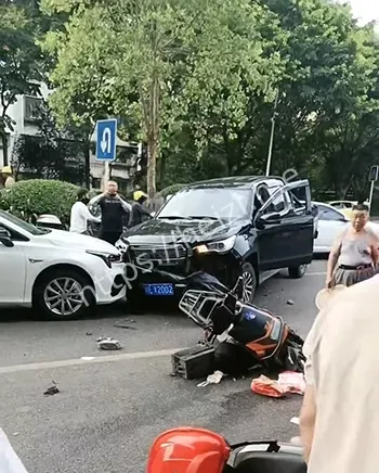 桥上血案