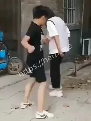 14岁男孩