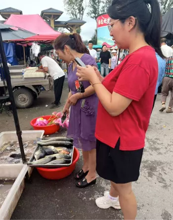 爱上宿管阿姨