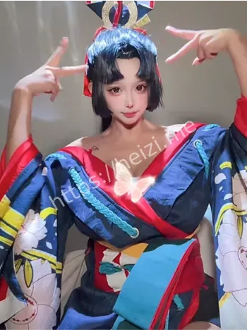 cos圈网红文化