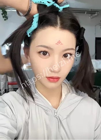 直播走光热议