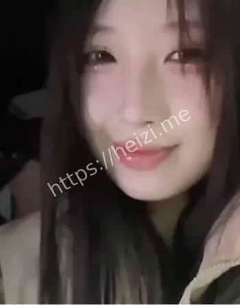 清纯人设崩塌