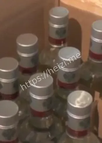 黑市酒厂曝光