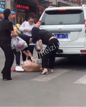 集美组团暴打