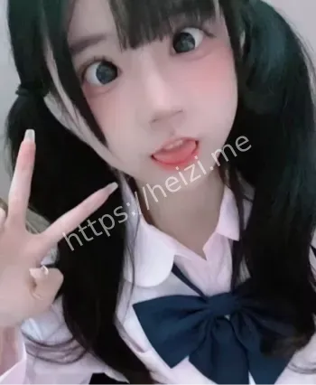 罗亦何