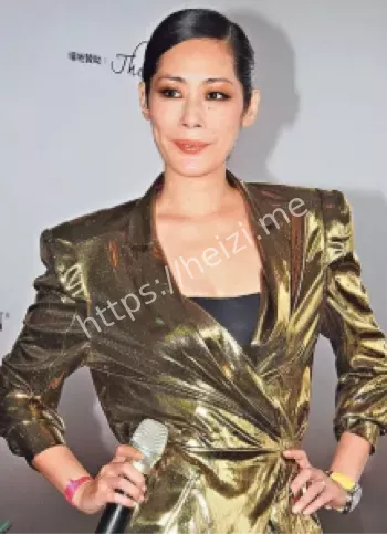 儿子急返香港