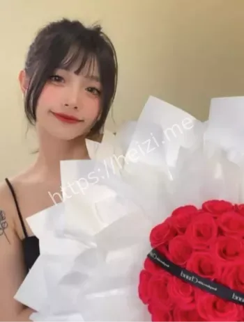 黄小唐直播聊天想入非非