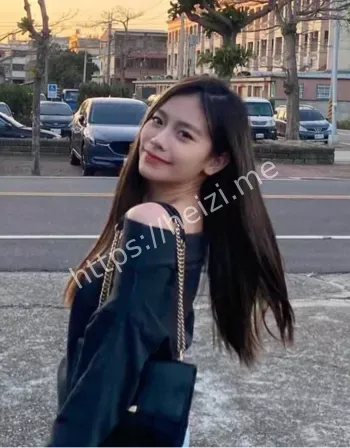 黄小唐可爱嫩妹反差表现