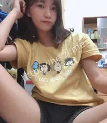 忧郁系校花