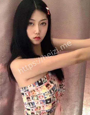 张妍