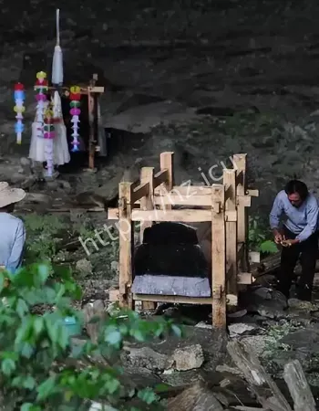 贵州洞葬